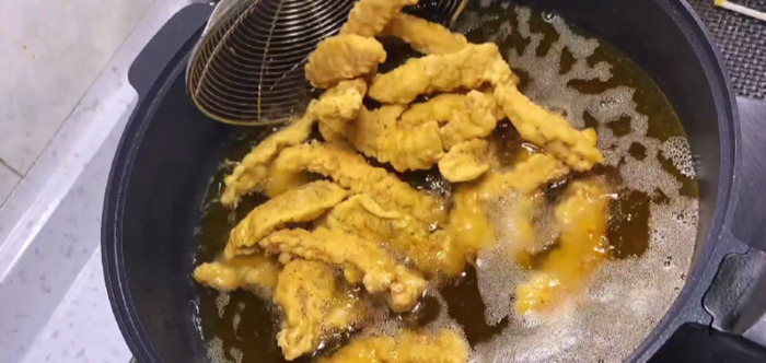 四川酥肉的制作方法与配料【贵州酥肉的制作方法与配料】