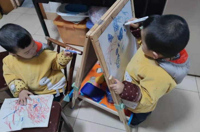 自己玩给他看【我要玩的视频】