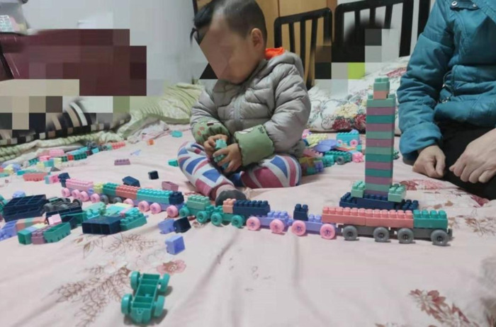 自己玩给他看【我要玩的视频】