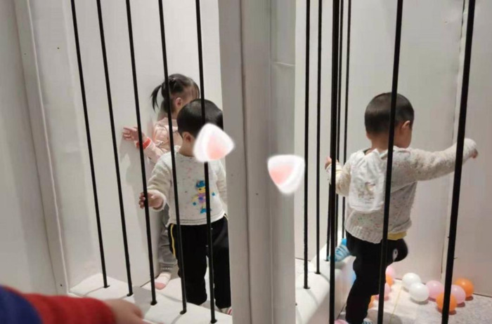 自己玩给他看【我要玩的视频】