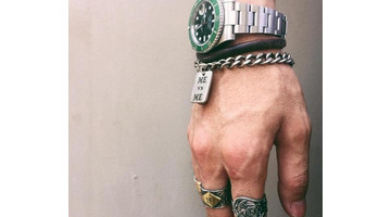 男士佩戴戒指的不同手指代表什么【戒指戴在不同手指的意义】