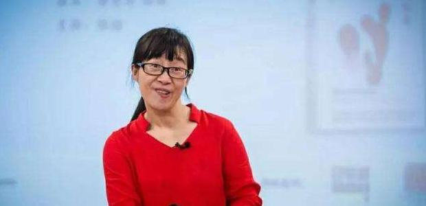 作家余秀华的简介【余秀华的小男友】