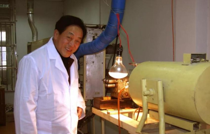 东华大学校徽中的线条代表了?【东华大学校徽线条】