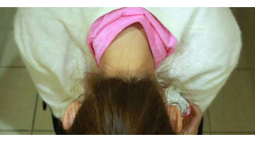 女生穿裙子拉肚子拉稀【女生穿裙子拉稀怎么办】