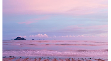 海天一色的唯美短句【形容海天一色的唯美句子】