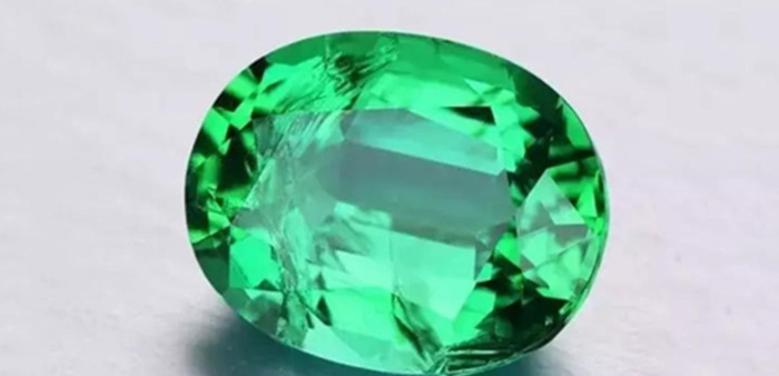 石榴石寓意和功效【石榴石寓意多子多福】