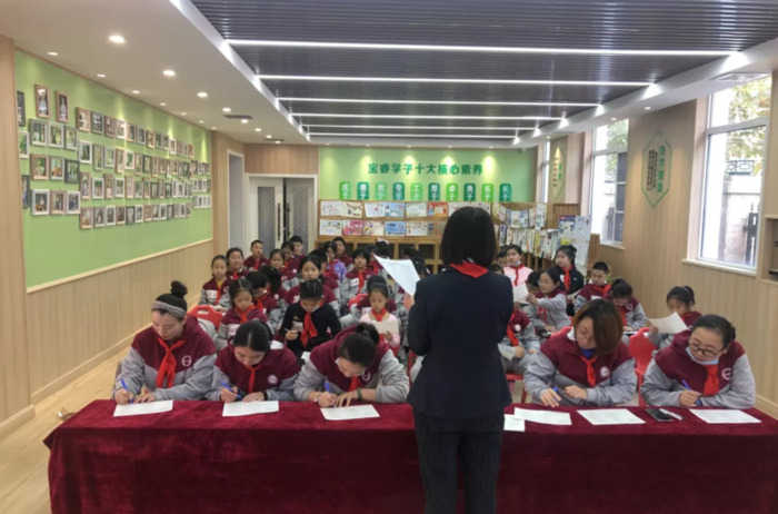 学校竞选大队委海报【竞选大队委海报模板word版】