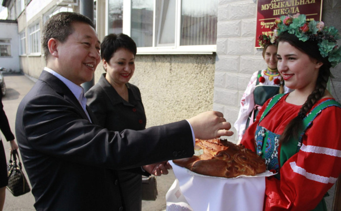 中国有多少乌克兰人才【在乌克兰有多少中国人】