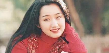 杨钰莹一生未嫁的原因鲁豫有约视频【杨钰莹一生未嫁的原因 视频】