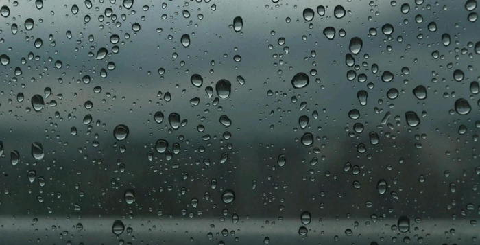 大雨下雨的声音【下大雨的声音是什么声音啊?】