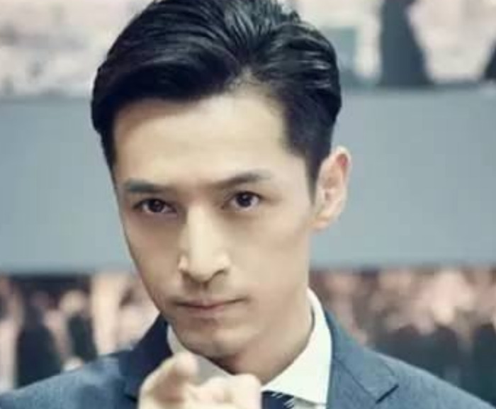 三七分往哪边斜好看【三七分怎么吹出来】