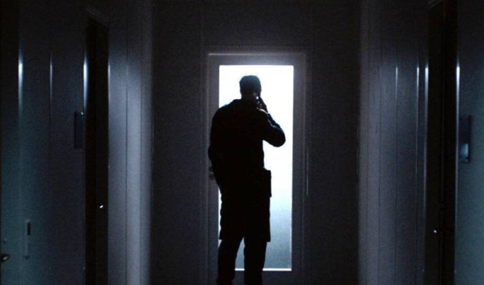 老人临终不能摸手道东【老人临死前可以摸他手吗】