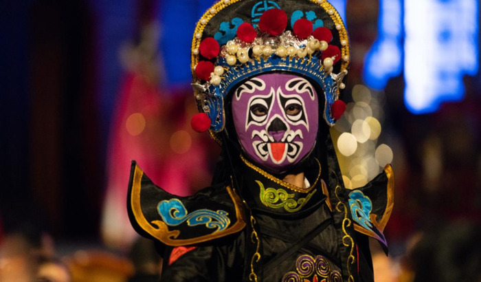 重写实而轻写意是中国戏曲的特点【重写返回值类型一定要相同吗】