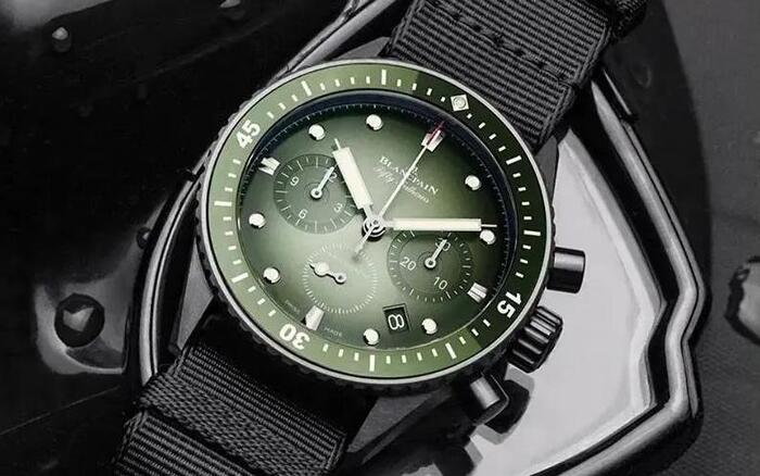 奢侈品鞋子品牌排行榜前十名v【一线奢侈品品牌鞋排行榜前十名】