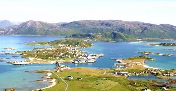 人民日报双语新闻朗读【人民日报双语新闻2020】