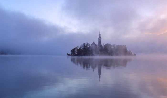 女人梦到自己小便好不好【女人梦见自己拉尿财运如何】