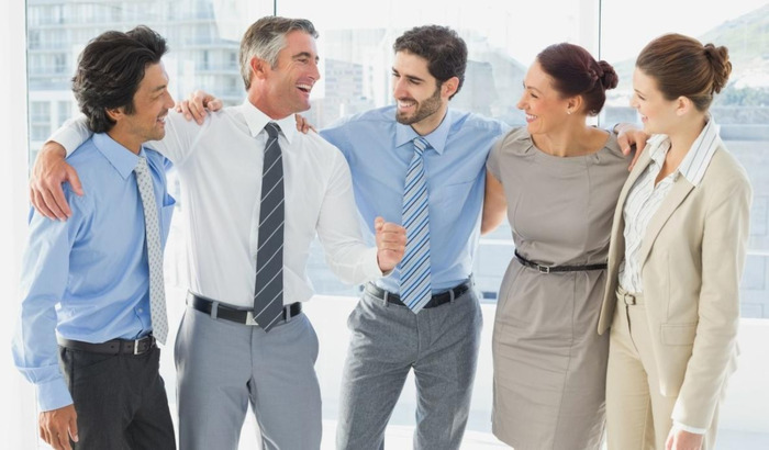 赞美一个人讲话水平高的说说【赞美一个人讲话水平高有格局】