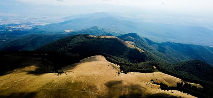 生活很累又必须坚持的文案【表示坚持的文案】