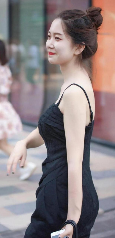 视频怎么p图瘦身长腿【视频怎么p图片上去】