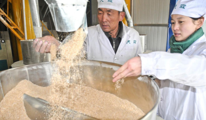 黑龙江石磨面粉机生产厂家【全自动石磨面粉机成套设备】