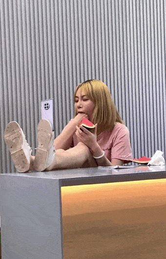 买新车幽默发朋友圈图片【买新车幽默发朋友圈文案】