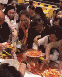 买新车幽默发朋友圈图片【买新车幽默发朋友圈文案】