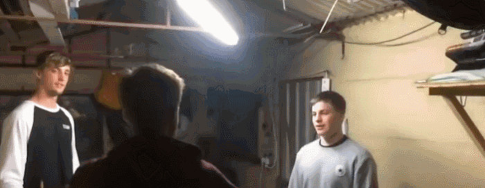 买新车幽默发朋友圈图片【买新车幽默发朋友圈文案】