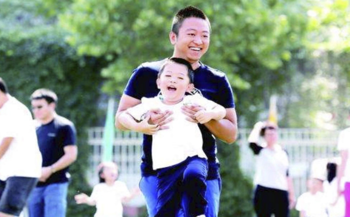 缺少父爱的男生心理分析【缺乏父爱的男孩会有恋父情结】