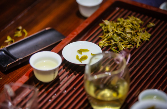 关于春茶的唯美句子【描写春茶的优美短句】