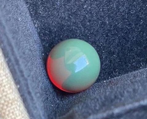 血红茶珀和血珀哪个贵【血珀与金珀哪个贵】