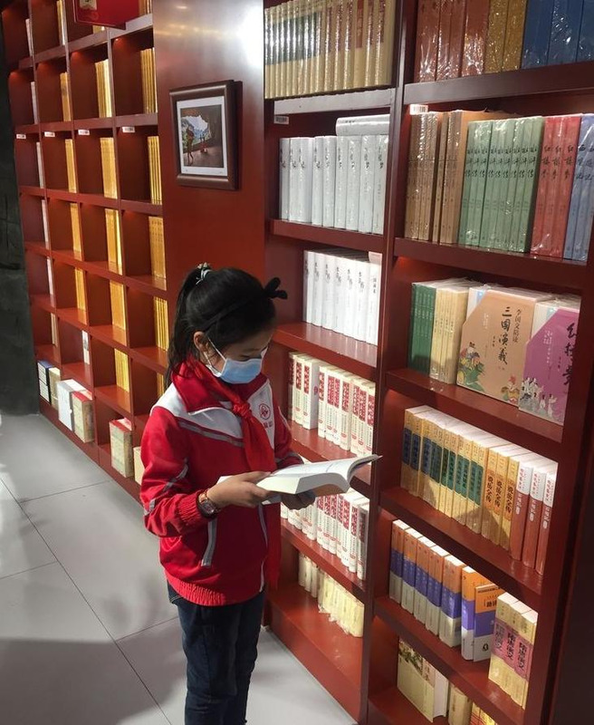 万名美德少年主要事迹简介五年级【万名美德少年主要事迹简介怎么写】