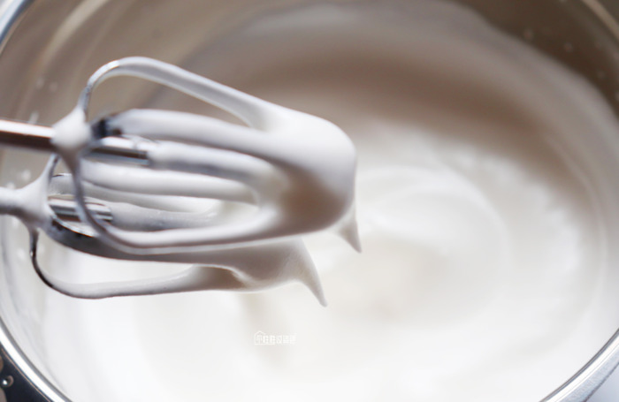 8寸戚风蛋糕零失败配方,家常做法口感松软制作简单【8寸戚风蛋糕塌陷】