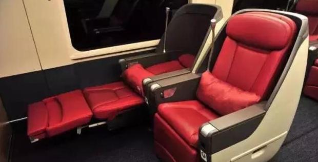 从上海到丽江怎么坐车【上海到丽江距离多远】