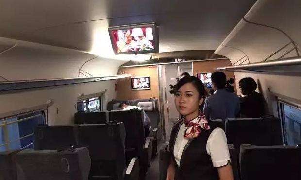 从上海到丽江怎么坐车【上海到丽江距离多远】