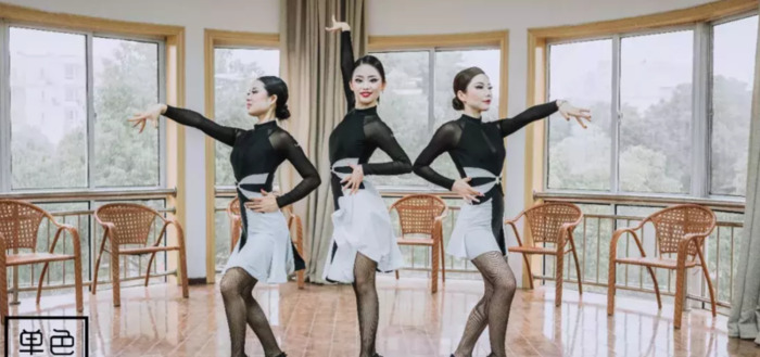 单色舞蹈分校分别在哪些地方【单色舞蹈收费标准】