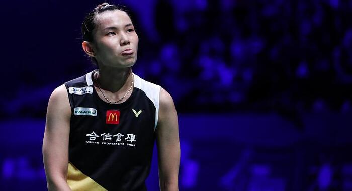 世界羽毛球排名前十名女子【世界羽毛球排名前十名国家】