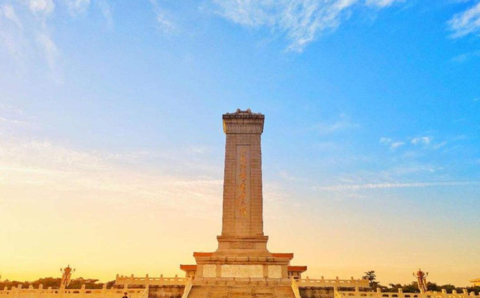 美国纪念碑谷国家公园【人民英雄纪念碑是把剑美国纪念碑】