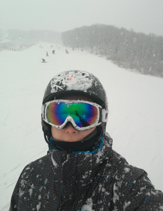 滑雪句子说说【滑雪好玩的短句】