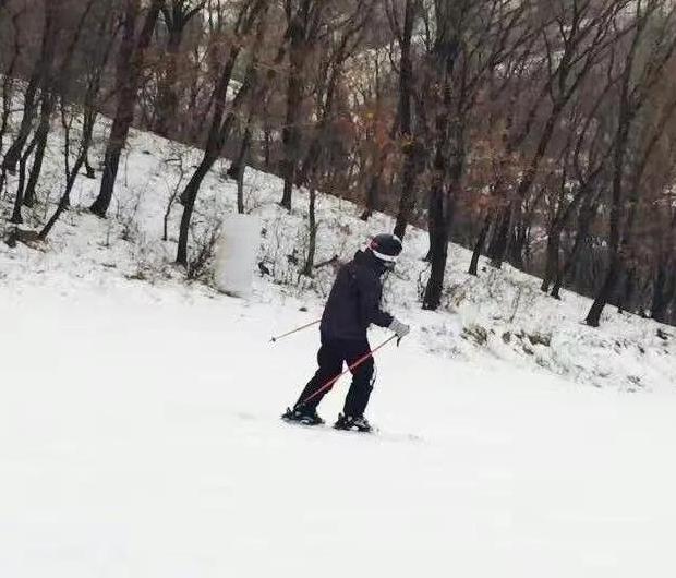 滑雪句子说说【滑雪好玩的短句】
