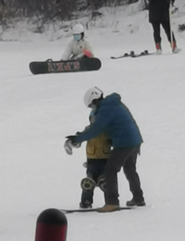 滑雪句子说说【滑雪好玩的短句】