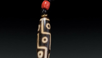 西藏三眼天珠的寓意与作用【三眼天珠代表什么】