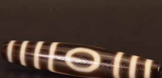 西藏三眼天珠的寓意与作用【三眼天珠代表什么】