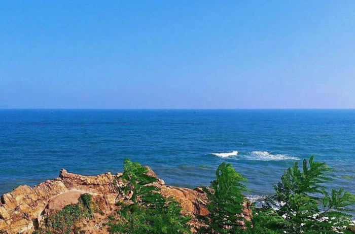 青岛第一海水浴场附近玩的【青岛海水浴场好玩吗】