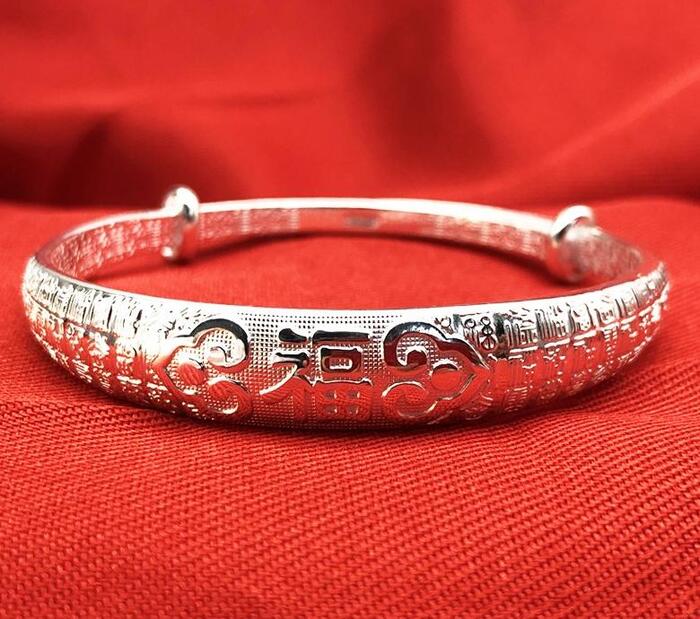 银饰999和9999【银饰买999还是990买哪一个好】