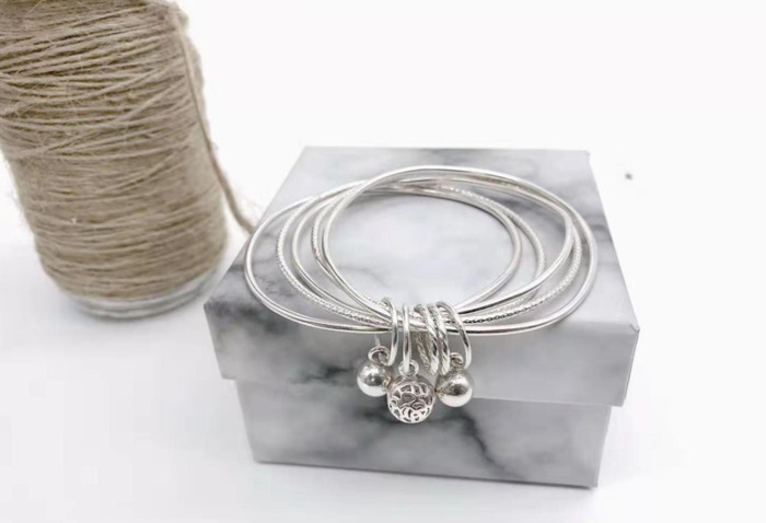 银饰999和9999【银饰买999还是990买哪一个好】