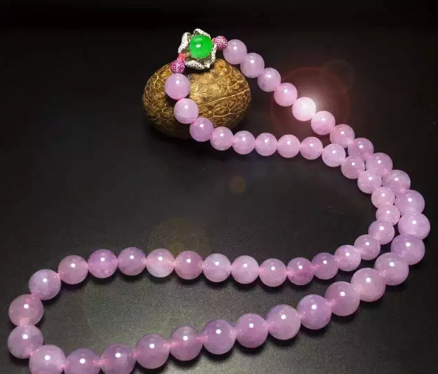 紫云母有收藏价值吗多少钱一克【紫云母的价值】