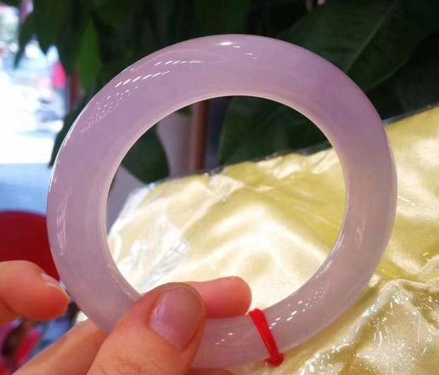 紫云母有收藏价值吗多少钱一克【紫云母的价值】