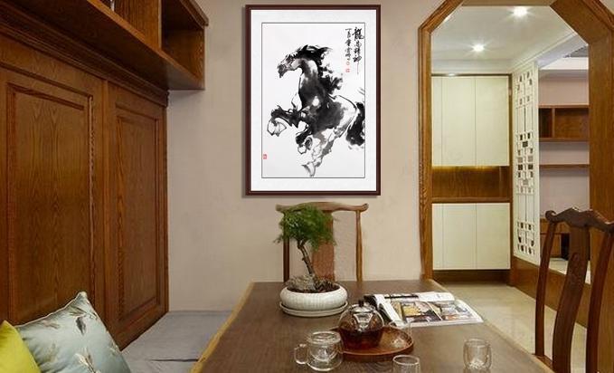 八骏全图挂客厅哪个位置好【八骏图可以挂客厅吗?如何摆放】