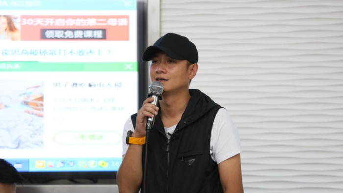 文章吸烟斗【文章吸烟是真的?】