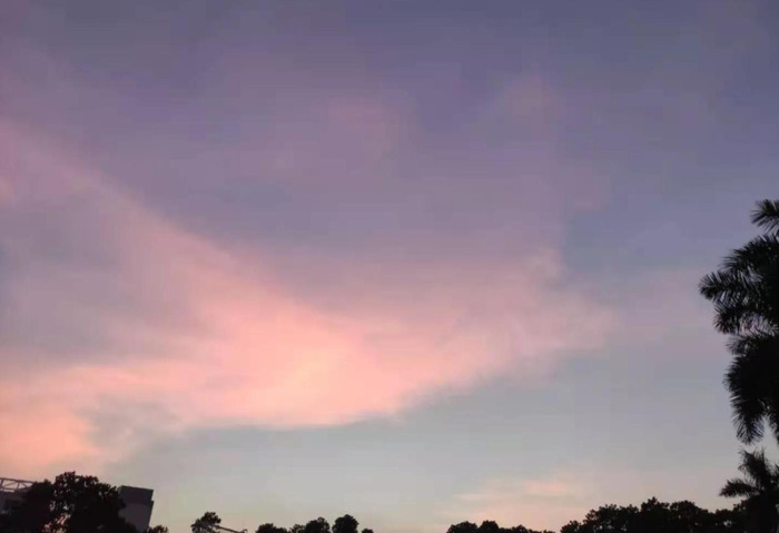 关于落日晚霞的文案【描写晚霞的文案】